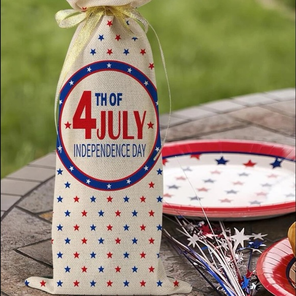 🎇Set Of 2 Independence Day Wine Bottle Cover🎇 - Picture 2 of 7